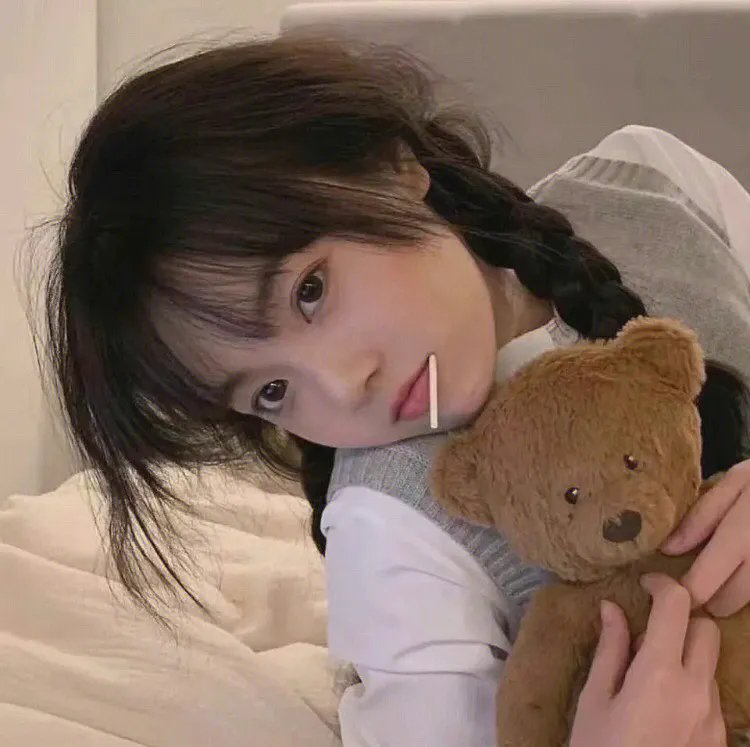 蒂拉和兰妮劫火车
